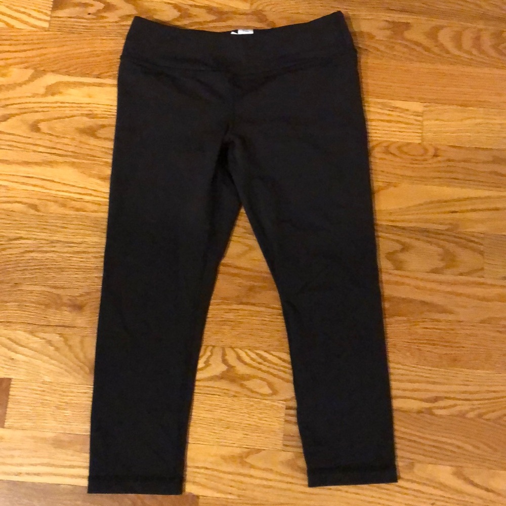Ivivva crop leggings